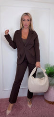 OUTFIT 4 DEL 02/10/2025