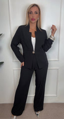 OUTFIT 3 DEL 14/03/2025