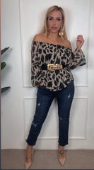 OUTFIT 4 DEL 06/03/2025