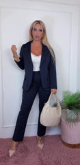 OUTFIT 3 DEL 02/10/2025