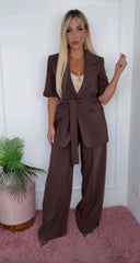 OUTFIT 2 DEL 14/04/2026